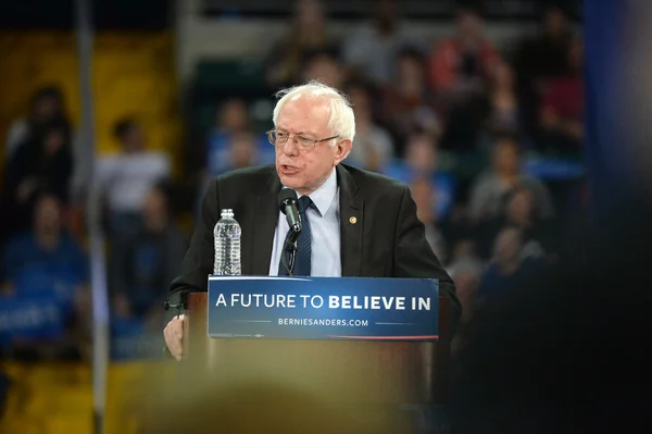 Reunião de Bernie Sanders em Saint Charles, Missouri Imagens Royalty-Free