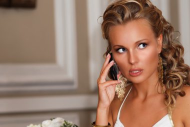 Düğün. Cep telefonu ile güzel gelin.