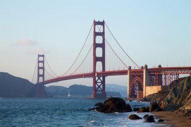 Golden Gate Köprüsü gün batımında, San Francisco