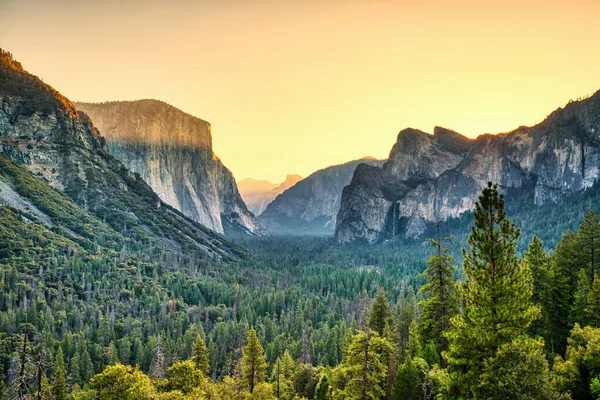 Illuminated Yosemite Valley View Tunnel Entrance Valley Sunrise Yosemite National — Stock Photo, Image