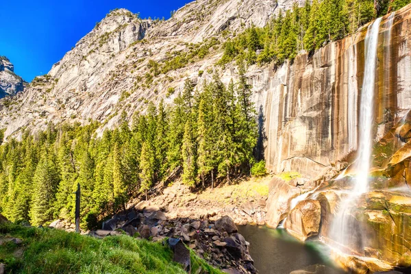Vernal Vízesés Yosemite Valley Yosemite Nemzeti Park Kalifornia — Stock Fotó