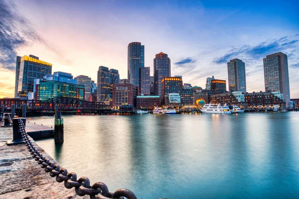 Boston Skyline Com Distrito Financeiro Porto Boston Sunset Eua — Fotografia de Stock