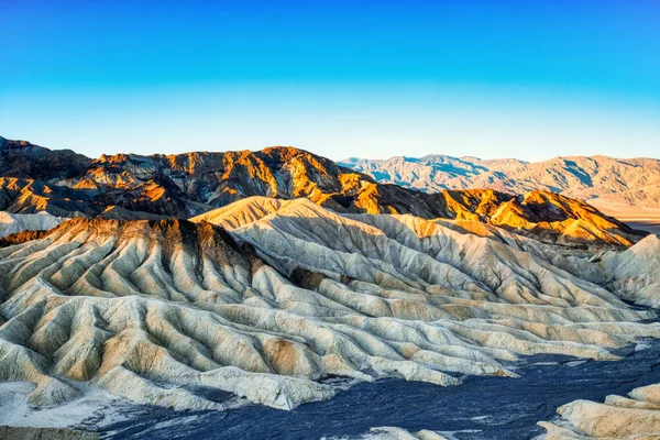 Kaliforniya Sunset Teki Ölüm Vadisi Ulusal Parkı Ndaki Zabriskie Point — Stok fotoğraf