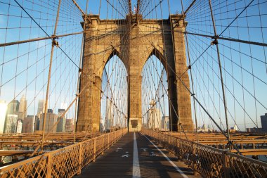 sunrise, new York'un Brooklyn Köprüsü