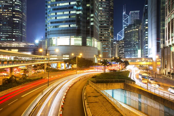 Hong Kong centre d'affaires la nuit — Photo