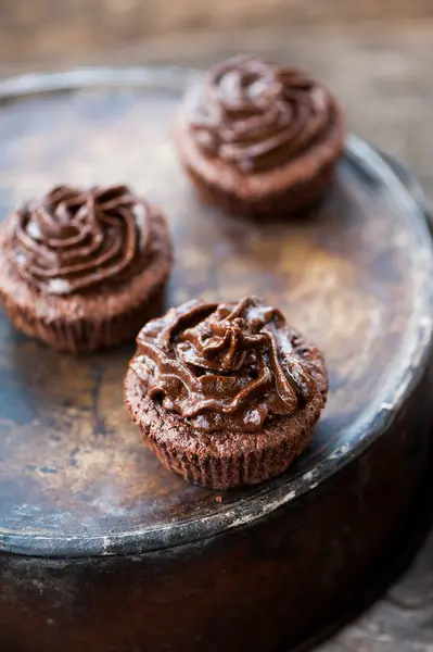 Homemade chocolate cupcake — Stock Photo, Image