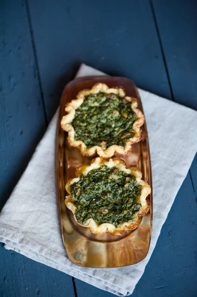 Mini spinach tart — Stock Photo, Image