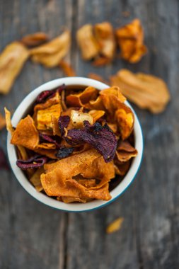 Karışık sebze cips