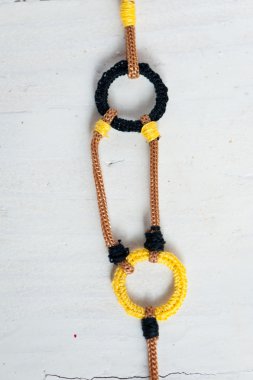 El yapımı tığ işi bilezik