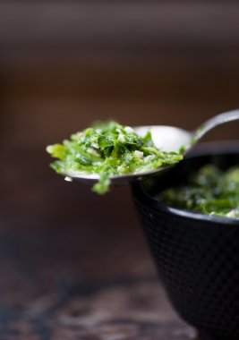Ev yapımı pesto