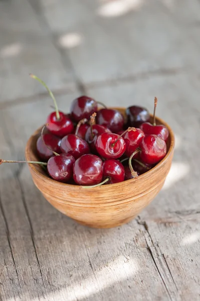 Red organic cherries — Stock Photo, Image