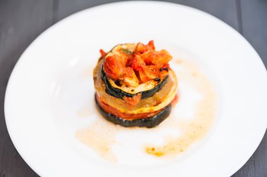 Ratatouille plakalı