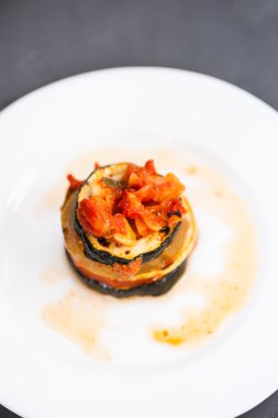 Ratatouille plakalı