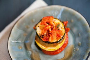 Küçük tabak zekâ ratatouile