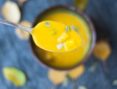 Balkabağı çorbası.