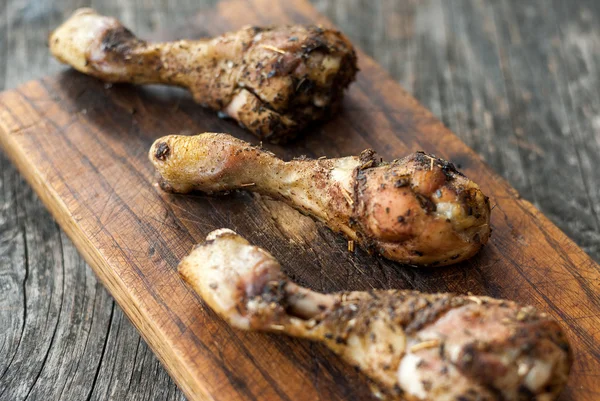 Roasted chiken legs with herbs — Stock Photo, Image