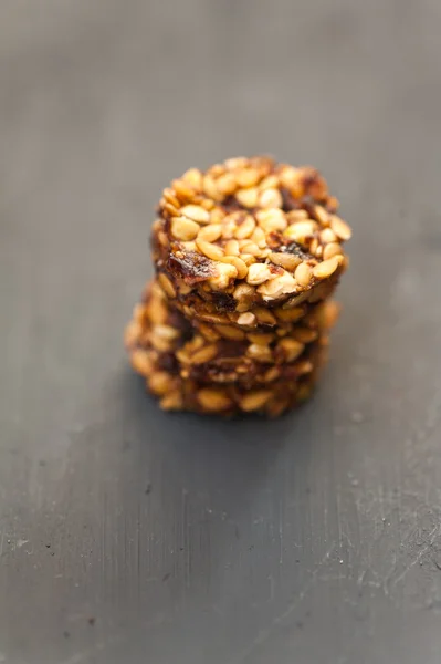 Biscoitos de frutas e sementes — Fotografia de Stock