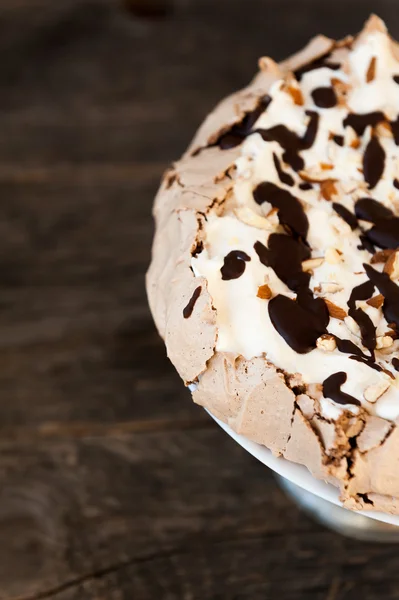 Pavlova chocoladetaart — Stockfoto