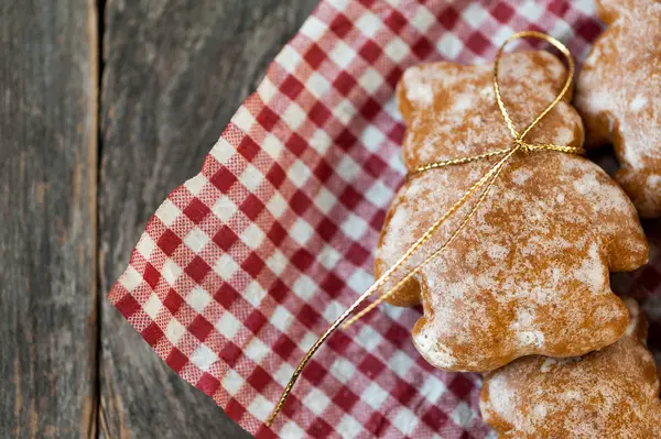 Ginger bread in the shape of a bear — Stock Photo, Image