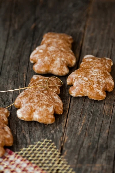 Pão de gengibre em forma de urso — Fotografia de Stock