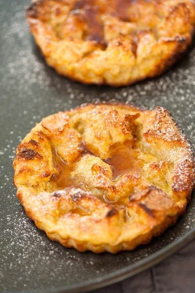 Ofen gebackener französischer Toast mit Ahornsirup — Stockfoto