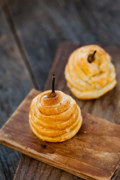 クリスマスの焼き菓子の梨 — ストック写真