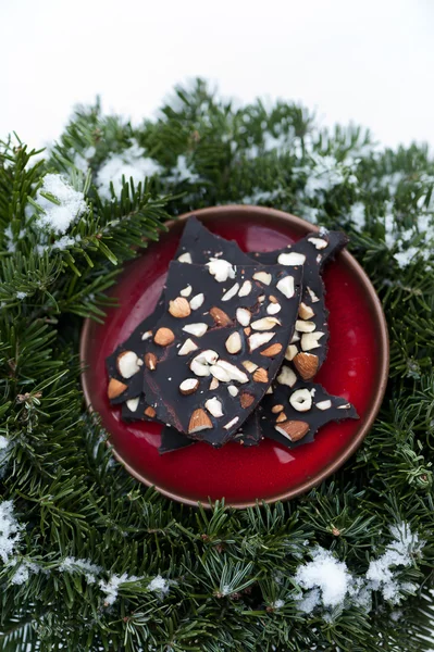 Homemade raw vegan chocolate — Stock Photo, Image