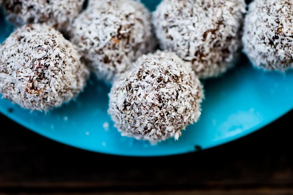 Trufas de chocolate crudas — Foto de Stock