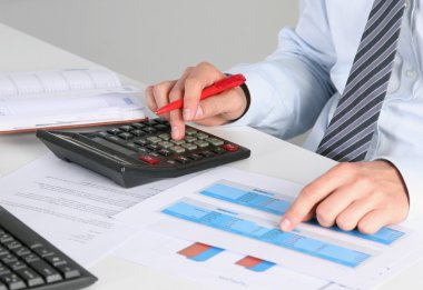 Ofis Masası, ahşap bir masa üzerinde çalışma