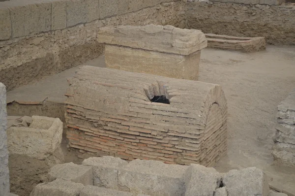 Romeinse graf in de archeologische site van Viminacium — Stockfoto