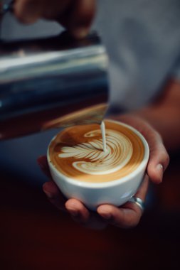 kafede kahve latte sanat