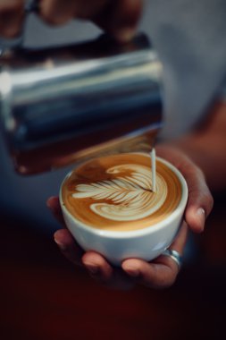 kafede kahve latte sanat