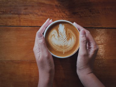 kafede kahve latte sanat