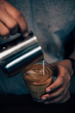 kafede kahve latte sanat  