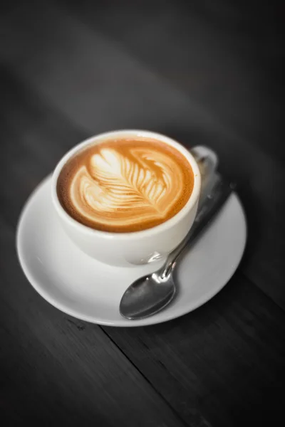 Café latte arte en la cafetería — Foto de Stock
