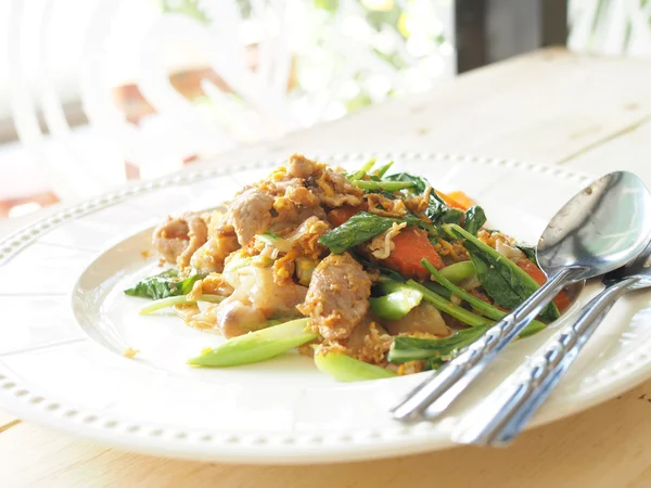 Pad See Ew, Stir fried flat noodle and pork with preserved soy b — Stock Photo, Image