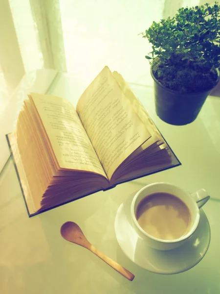 Coffee open book and small tree — Stock Photo, Image
