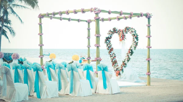 Bruiloft locatie op het strand — Stockfoto