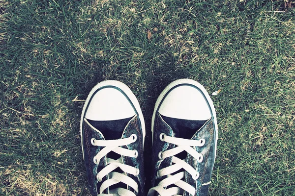 Retro Photo Of Vintage Sneakers On Grass — Stock Photo, Image