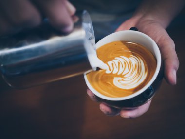 nasıl kahve latte sanat yapmak