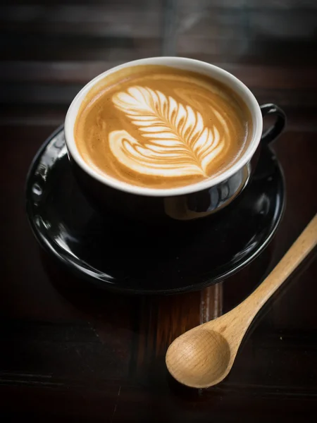 How to make coffee latte art — Stock Photo, Image