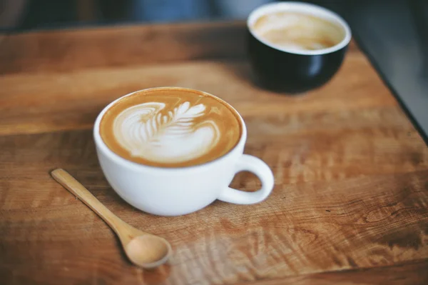 Jak zrobić kawy latte art — Zdjęcie stockowe