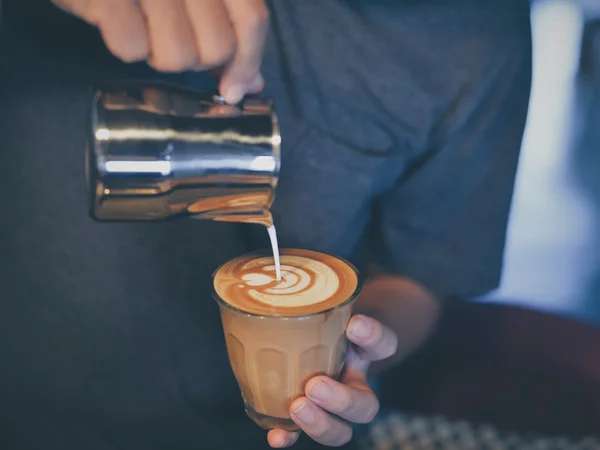 Φλιτζάνι καφέ latte τέχνη — Φωτογραφία Αρχείου