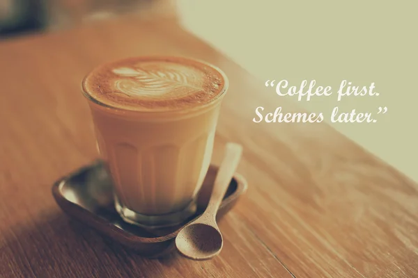 Cita motivadora inspiradora y café con effe de filtro retro — Foto de Stock