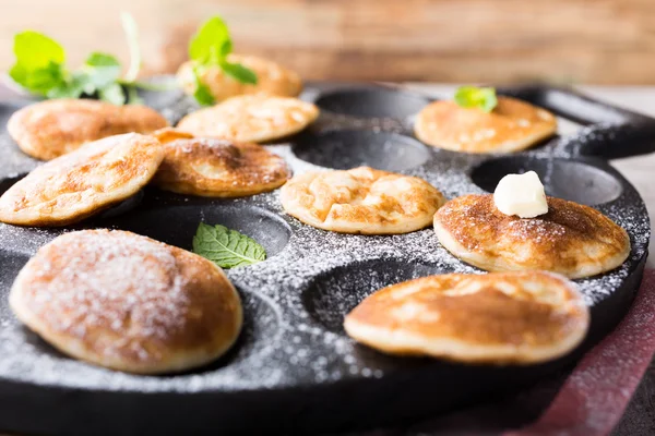 Dutch mini pancakes called poffertjes — Stock Photo, Image