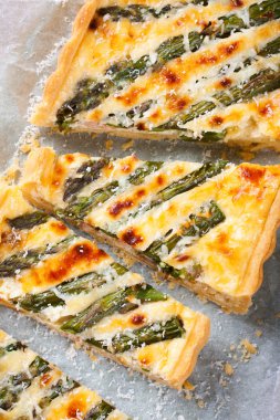 kuşkonmaz kiş pecorino ve pastırma ile 