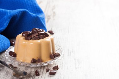 Kahve panna cotta ile çikolata şekerleme