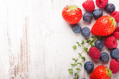 çilek kekik karışımı ile