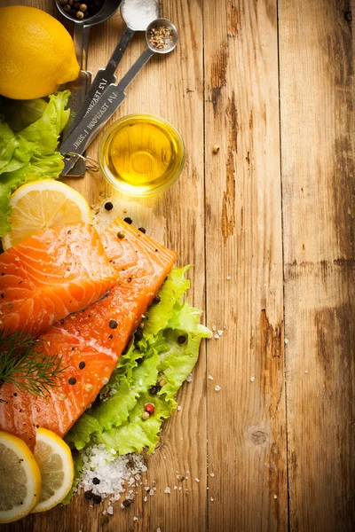 Lezzetli somon fileto, omega 3 yağ içinde zengin — Stok fotoğraf