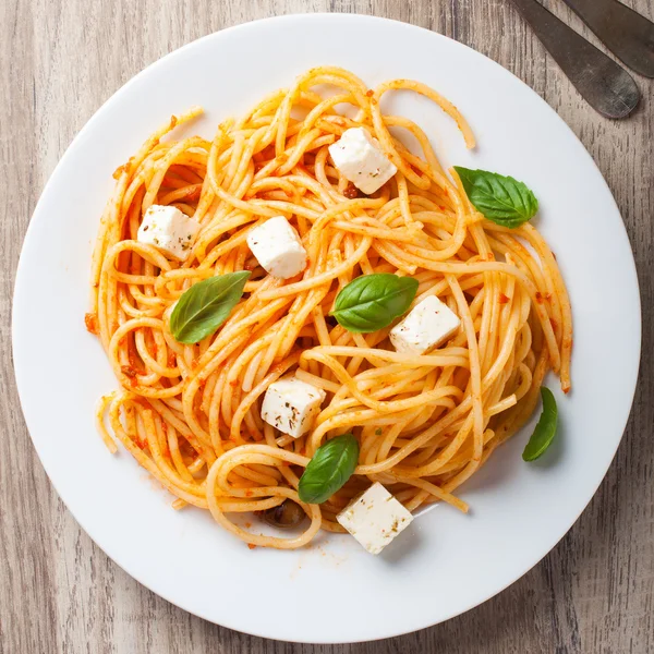 Spaghetti med tomatsås Stockfoto